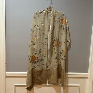 Carlisle 100% Silk Scarf Shawl Wrap Vintage Gold Floral Leaves Fall Holiday